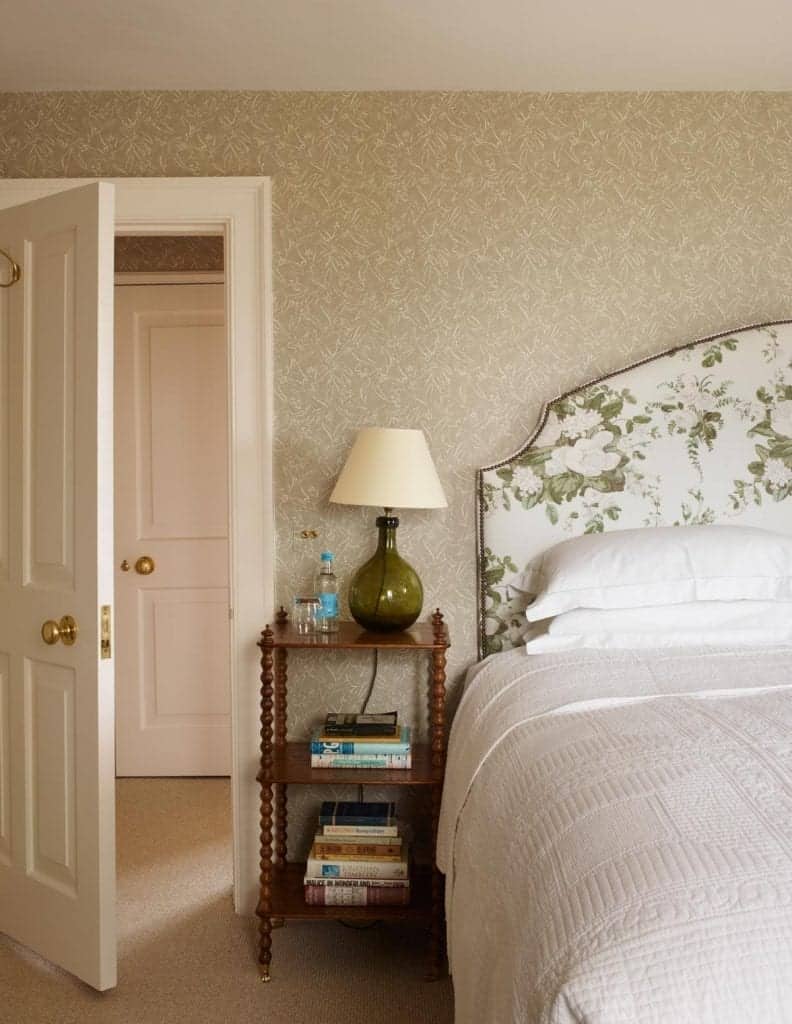 The green bedroom at Farleigh House